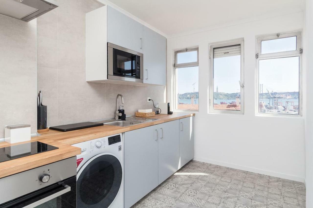 Apartmán Ola Lisbon - Lapa With Panoramic View II Exteriér fotografie